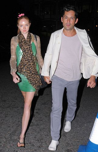  Lily Cole and Enrique Murciano at Nobu (July 2)