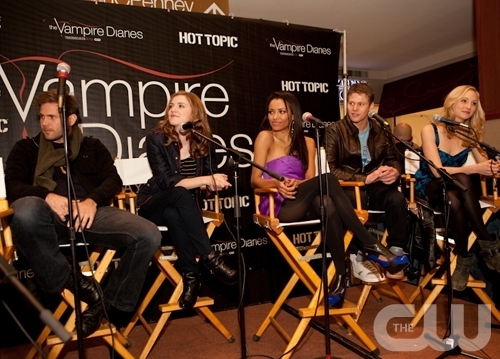 vampire diaries cast pics. The Vampire Diaries cast 2010