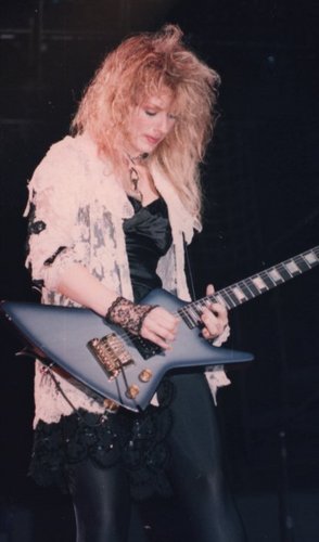 Nancy Wilson on guitar