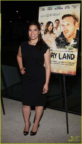  America Ferrara: 'Dry Land' Premiere with Vanessa Williams!