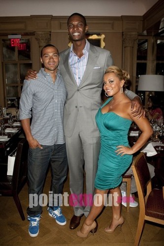  Jesse Williams with Chris Bosh and his girlfriend