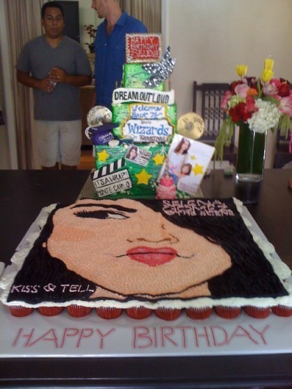 Happy birthday! - Selena Gomez 420x560