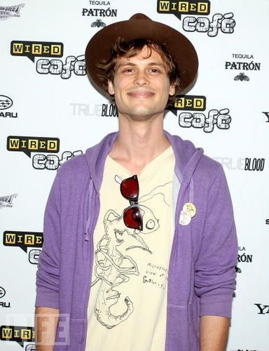  MGG @ Wired Cafe