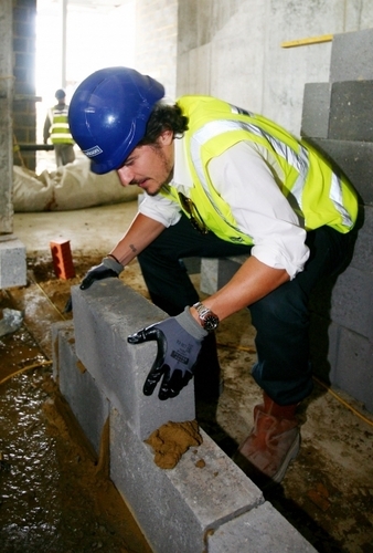  Orlando Bloom at the redevelopment of the Marlowe Theatre in Canterbury (July 13)