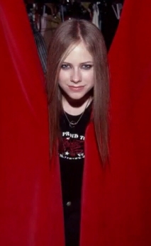 Avril Lavigne - Let Me Go audio ft Chad Kroeger - YouTube