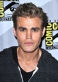 Red Carpet - 2010 Comic Con - July 24 - stefan-and-elena photo