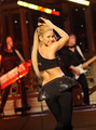 Shakira Performing On "Saturday Night Live!" - shakira photo