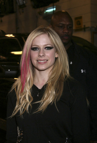  Avril Lavigne Leaves ABC Morning প্রদর্শনী