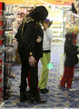 Michael shopping with his kids at Tom's Toys - michael-jackson photo