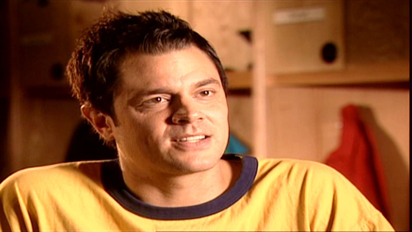 http://images2.fanpop.com/image/photos/14300000/Johnny-Knoxville-Interviewed-for-the-Let-The-Games-Begin-A-Look-At-The-Ringer-Featurette-johnny-knoxville-14374249-1360-768.jpg
