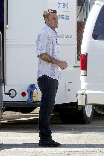 Brian on set of desperate housewives