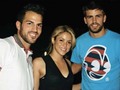 shakira - Cesc, Piqué & Shakira wallpaper