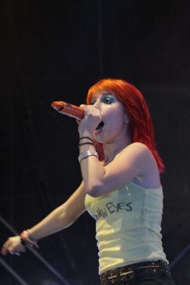 Paramore at Festival Pier