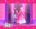 Couple in the elevator - barbie-movies photo
