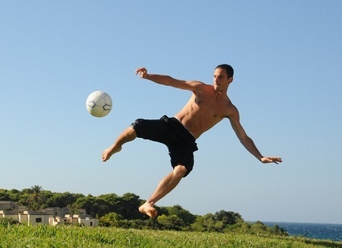  Greg Akcelrod, Bola sepak On The pantai