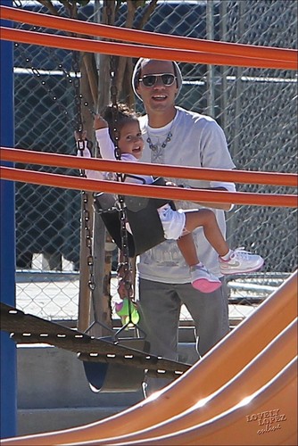 Jennifer in a LA park with her family 8/9/10