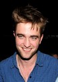 Rob at  Teen Choice Awards - robert-pattinson photo