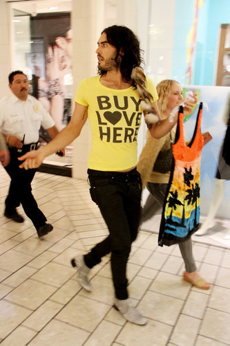  Russell Brand hosts "Buy l’amour Here" (May 27)