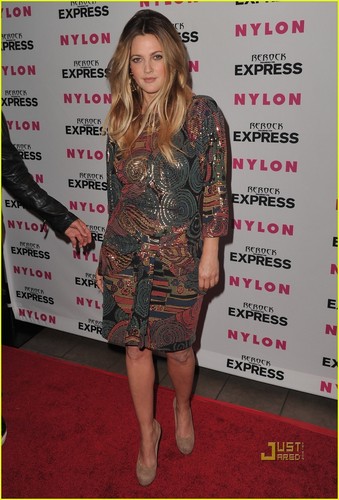  Drew Barrymore: Nylon & Express Party!