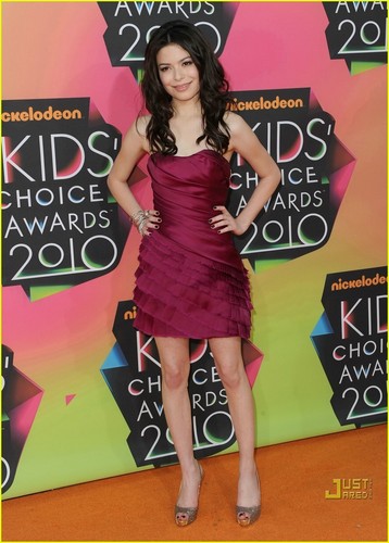  Miranda Cosgrove @ Kids Choice Awards 2010