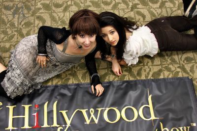  The HIllywood दिखाना