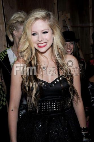 totally new avril