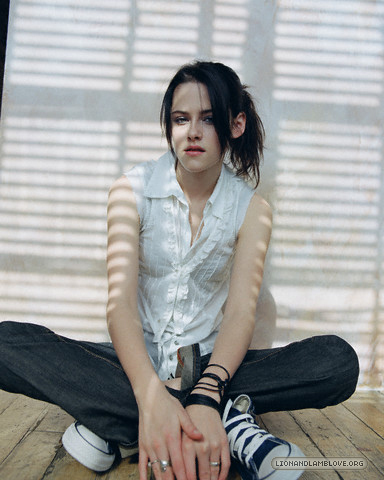  New / Old Photshoot with kristen (as stunningly natural as always!)