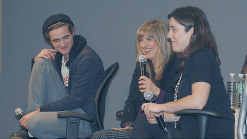  New Rob and Cath pictures from "Twilight: Meet the director and actor'" (2008)-cuuute!!