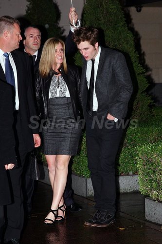  Robert Pattinson out Last Night in জাপান