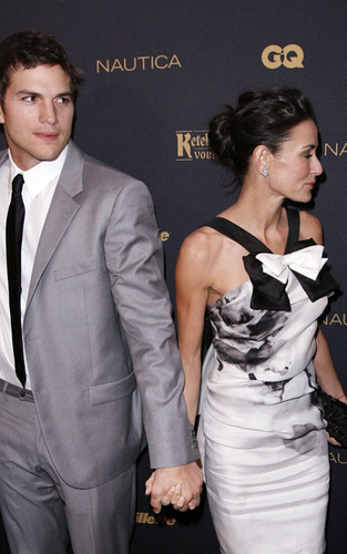  Ashton and Demi at the 2009 Gentlemen's Ball