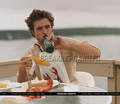 Better Quality Pic of Robert Pattinson in Vanity Fair - robert-pattinson photo