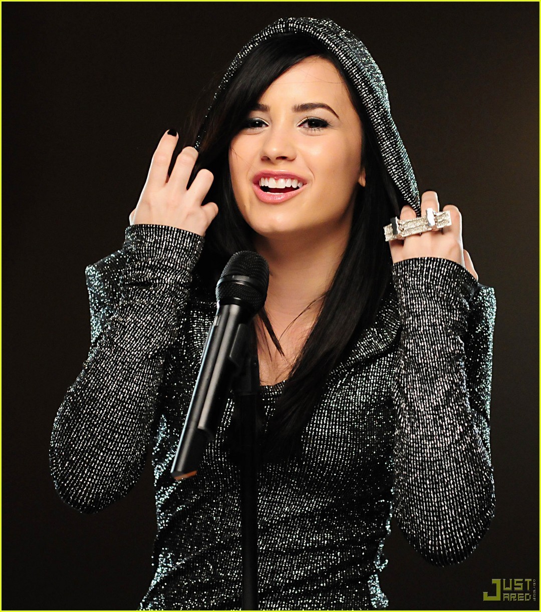 Demi Lovato - Wallpaper