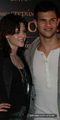 Kristen Stewart and Taylor Lautner - twilight-series photo