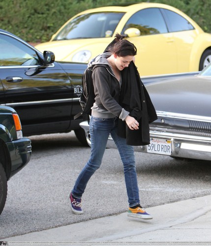  Kristen arriving at home today
