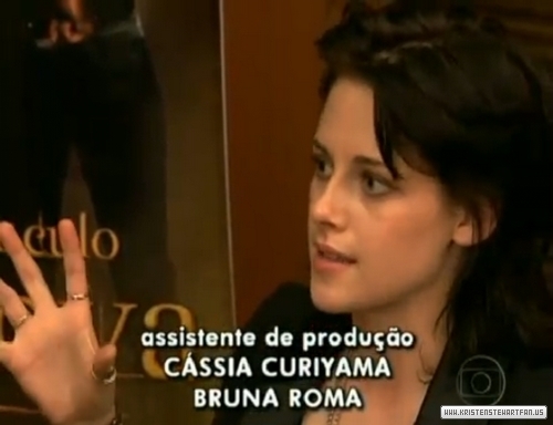  Kristen with Taylor Lautner in Brazil