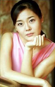  Yunjin Kim