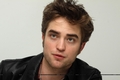 More HQs of Robert Pattinson from New Moon Press Conference  - twilight-series photo