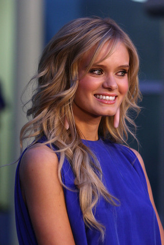  Sara Paxton at Premiere Of Rogue Pictures' "The Last House On The Left on March 10th, 09