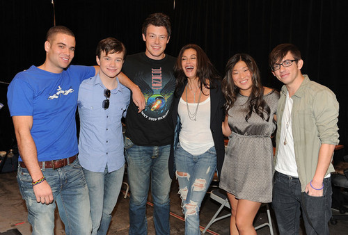  mark with the cast
