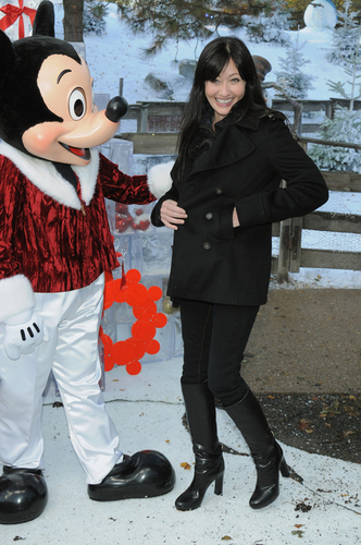 shannen-Disneyland Paris Magic Weihnachten Season Launch