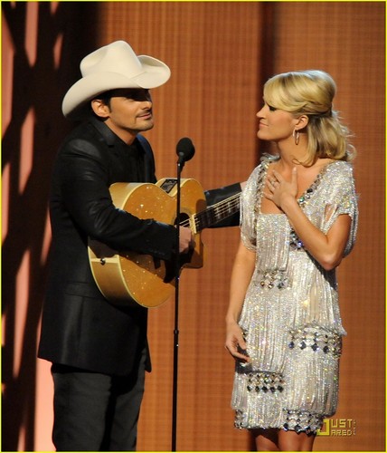  Carrie @ 2009 CMA Awards