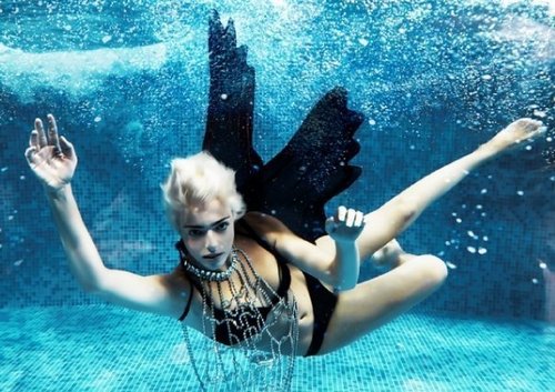  foto shoot in the water