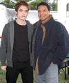 Robert Pattinson and Gil Birmingham Pic from Eclipse Set - twilight-series photo