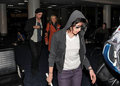 Rob and Kristen Arrive Together in LA (Nov 23) - twilight-series photo