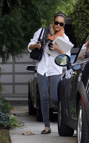  Jessica in Beverly Hills