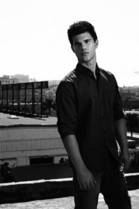 New outtakes of Taylor Lautner for Men’s Health