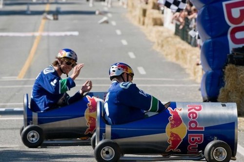  Red ng'ombe Soapbox Derby Vancouver