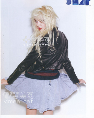  Scans from Taylor Momsen's Nylon Nhật Bản issue