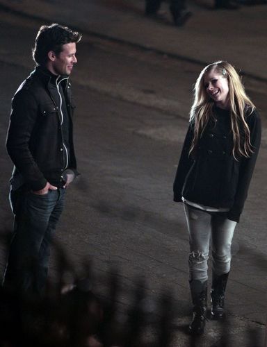 avril lavigne in December 01 - On set of Filming a New Commercial, Los Angeles