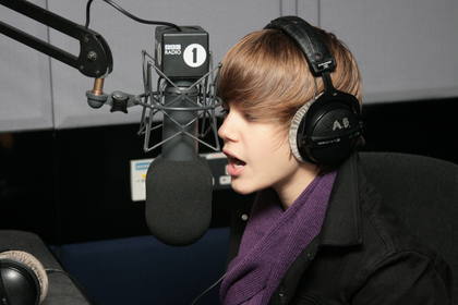  justin at bbc switch Londres